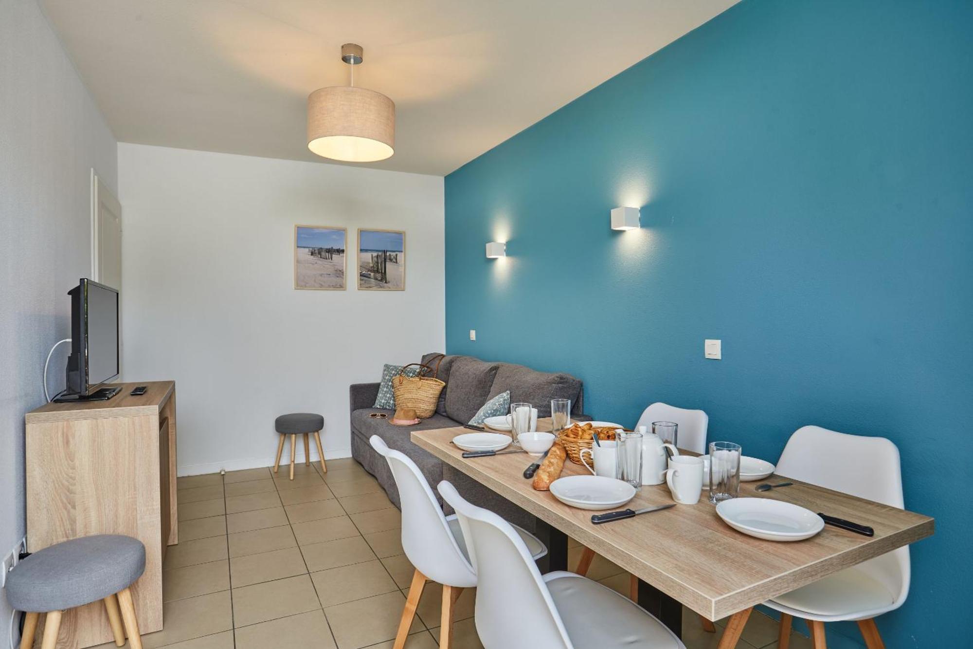 Residence Odalys Terre Marine Saint-Pierre-d'Oleron Bagian luar foto